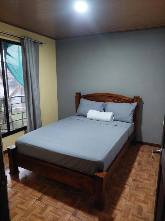 Anchia - Hostel Alajuela Buitenkant foto